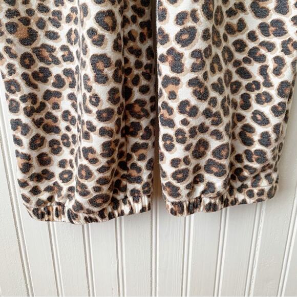 Gilli | Leopard Print Jumpsuit Elastic Waist Pockets V-neck Brown Tan Medium - Picture 6 of 8